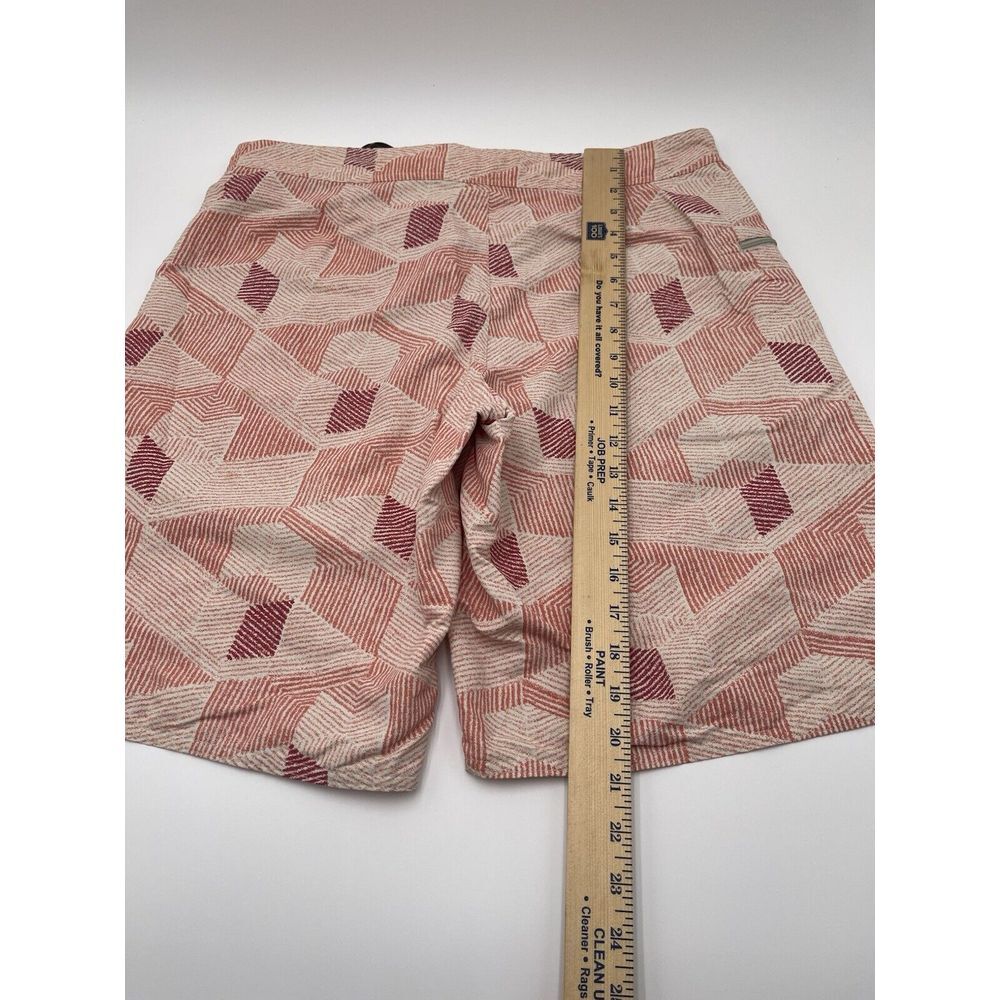 Patagonia Board Shorts Men's Size 33 Red Geometric Pattern Swim Surf Trunks - Picture 7 of 7